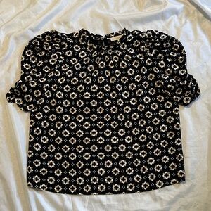 NWT Loft Geo Ruched Sleeve Top Sz L